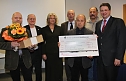 Von links: Mike Seidel (adapt), Dr. J&uuml;rgen Poerschke (FHN), Prof. Dr. Sylvia Schade-Dannewitz (FHN), Landrat Joachim Claus, Manfred M&uuml;ller (Schachtbau), Hans M&ouml;nnich (MAB), Thomas Seeber (Sparkasse)  (Foto: J. Piper)