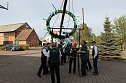Maibaum in Bielen gesetzt (Foto: nnz)