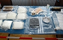 Drogen und Bargeld wurden sichergestellt (Foto: Polizei)