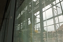 Besuch im Palast aus Glas und Beton (Foto: nnz)