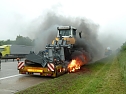 Feuer auf der Autobahn (Foto: API) Feuer auf der Autobahn (Foto: API)