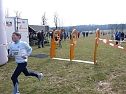 Kinder und Jugendliche beim Possenlauf (Foto: Karl-Heinz Herrmann)