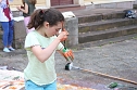 Actionpainting an der Jugendkunstschule (Foto: Angelo Glashagel)