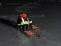 Auf's Glatteis gef&uuml;hrt - Feuerwehr Neustadt probte den Ernstfall (Foto: C. Burkert)