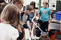 Auf die richtige Tonne kommt es an - das haben die Kinder der evangelischen Grundschule diese Woche gelernt (Foto: Pressestelle Landratsamt Nordhausen)