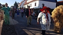 Buntes Treiben zum Kirmesumzug in Kleinwerther (Foto: privat)