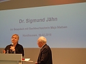 St&uuml;rmischer Empfang f&uuml;r Sigmund J&auml;hn (Foto: Georg Backhaus)