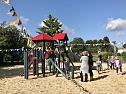 Neuer Spielplatz eingeweiht (Foto: J. Piper)
