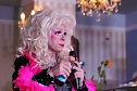 Glamour&ouml;se Travestie-Show im Cafe`Sahne in Nordhausen (Foto: Eva Maria Wiegand)