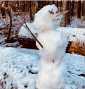 Der kleine Schneemann bei einer Wanderung im Harz (Foto: Yvonne Werner) Der kleine Schneemann bei einer Wanderung im Harz (Foto: Yvonne Werner)