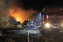 Brennender Strohballen in Westerengel (Foto: S. Dietzel)