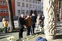 Gedenken vor dem Rathaus (Foto: agl)