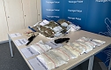 Marihuana, Crystal, ein St&ouml;rsender, ein Teleskopschlagstock und fast 29.000 Euro wurden beim inhaftierten gefunden (Foto: oas)