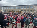 Weihnachtsmarkt und Spenden&uuml;bergabe an der Heinz Sielmann Grundschule (Foto: HSG)