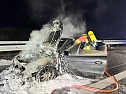 Auto brannte aus (Foto: Feuerwehr Heringen/Silvio Dietzel)