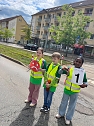 Sicher zu Fuß - die Schüler der Grundschule Bertold Brecht auf dem 1. "Safety Walk" (Foto: Katja Vopel, Grundschule Bertold Brecht) Sicher zu Fuß - die Schüler der Grundschule Bertold Brecht auf dem 1. "Safety Walk" (Foto: Katja Vopel, Grundschule Bertold Brecht)