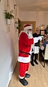 Der Nikolaus kam... (Foto: M. Messing) Der Nikolaus kam... (Foto: M. Messing)