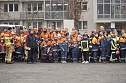 &Uuml;bergabe des Friedenslichts aus Bethlehem an die Kreisjugendfeuerwehren. (Foto: vgf)