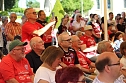 Fans und Cheftrainer des Th&uuml;ringer HC Herbert M&uuml;ller verabschieden neun Spitzenhandballerinnen in Bad Langensalza (Foto: Eva Maria Wiegand)