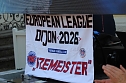 Fans und Cheftrainer des Th&uuml;ringer HC Herbert M&uuml;ller verabschieden neun Spitzenhandballerinnen in Bad Langensalza (Foto: Eva Maria Wiegand)