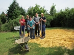 Gro&szlig; hilft Klein (Foto: Horizont e.V.)
