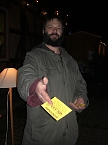 Der Handwerkermarkt vor der Blasii Kirche ist die Alternative zum Trubel auf dem Weihnachtsmarkt vor dem Theaterplatz (Foto: Frank Tuschy)