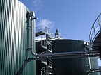 Besuch der Anlage: Blick auf das Fermenter-R&uuml;hrwerk (Foto: nnz)