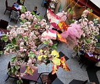 Fr&uuml;hlingsschmuck und Fr&uuml;hlingsmode in der S&uuml;dharzgalerie (Foto: Peter Blei)