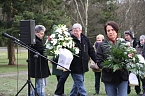 Kranzniederlegung und Gedenken an die Opfer des Nationalsozialismus auf dem Nordh&auml;user Ehrenfriedhof (Foto: Angelo Glashagel)