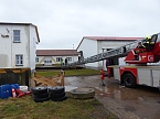 Treffen am Erdfall (Foto: nnz)