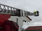 Treffen am Erdfall (Foto: nnz)