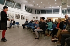 Roter Faden in der Galerie in der Kreissparkasse Nordhausen (Foto: nnz) Roter Faden in der Galerie in der Kreissparkasse Nordhausen (Foto: nnz)