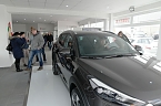 Neue Modelle in neuem Ambiente (Foto: nnz)