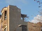 Abendlicht in der Ruine - Drei Steiff wird abgerissen (Foto: Peter Blei)