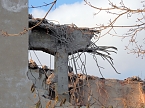 Abendlicht in der Ruine - Drei Steiff wird abgerissen (Foto: Peter Blei)