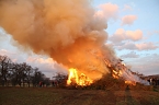 Osterfeuer &uuml;ber Krimderode 2016 (Foto: Angelo Glashagel)