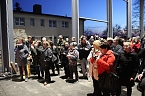 Geburtagsparty mit Rock und Dudelsack - vor der Frauenbergkirche wurde gestern f&uuml;r einen guten Zweck gefeiert (Foto: Angelo Glashagel)