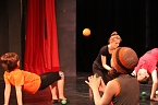 No money - pure honey - die Kinder des Zirkus Zappelini zeigten am Abend, was sie drauf haben (Foto: Angelo Glashagel)