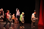 No money - pure honey - die Kinder des Zirkus Zappelini zeigten am Abend, was sie drauf haben (Foto: Angelo Glashagel)
