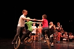No money - pure honey - die Kinder des Zirkus Zappelini zeigten am Abend, was sie drauf haben (Foto: Angelo Glashagel)