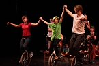 No money - pure honey - die Kinder des Zirkus Zappelini zeigten am Abend, was sie drauf haben (Foto: Angelo Glashagel)