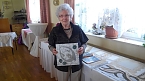 Anneliese Eisen&auml;cher pr&auml;sentierte kunstvoll angefertigte Handarbeiten. (Foto: Kurt Frank)