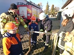 Fr&uuml;h &uuml;bt sich, wer ein L&ouml;schmeister werden will (Foto: Ch. Burkert)