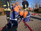 Fr&uuml;h &uuml;bt sich, wer ein L&ouml;schmeister werden will (Foto: Ch. Burkert)