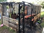Bild: Partyschuppen brannte in Kleinfurra heute Nacht (Foto: S.Dietzel)