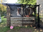 Bild: Partyschuppen brannte in Kleinfurra heute Nacht (Foto: S.Dietzel)