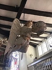 Der fliegende Engel in der Kapelle der Burg Bodenstein (Foto: W.Ro&szlig;mell)
