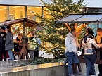Verlosungsaktion der Nordh&auml;user Rotarier und Lions vor der Bibliothek  (Foto: G.Haase)