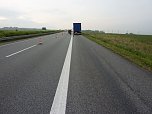 &Ouml;lspur auf der A 38 (Foto: nnz)