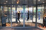 Neuer Eingangsbereich am Nachmittag er&ouml;ffnet (Foto: nnz)